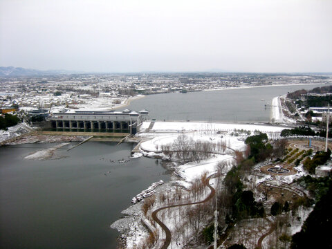 府河雪景