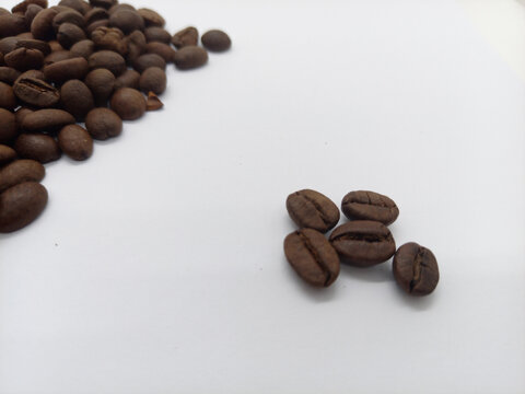 五粒咖啡豆