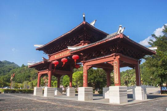 福建土楼景区牌坊门