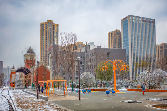 庐州铁线公园雪景