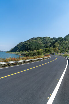 户外山间公路