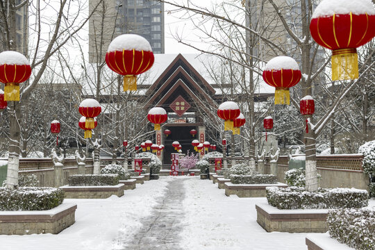 小区雪景