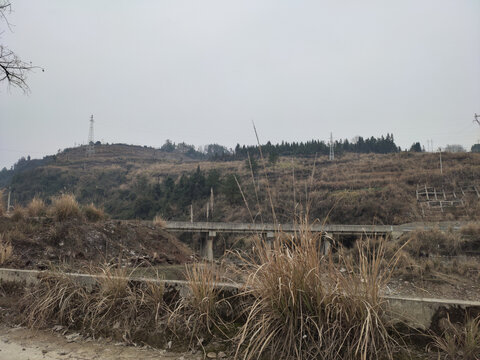 乡村公路与桥梁