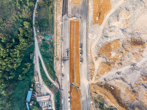 在建高速公路