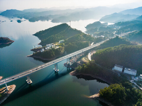 山区高速公路航拍