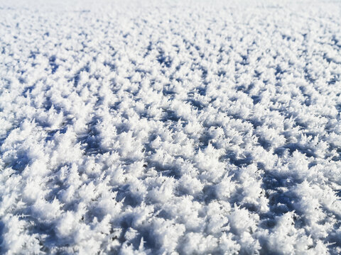 冰面霜雪