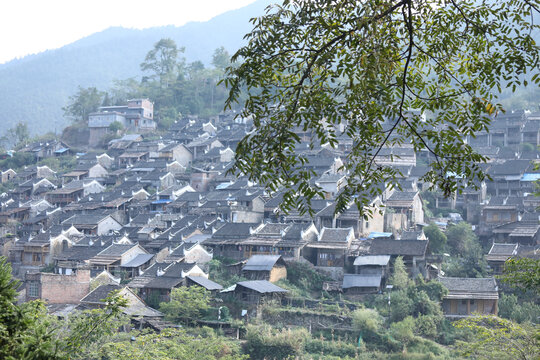 油领瑶寨古村落