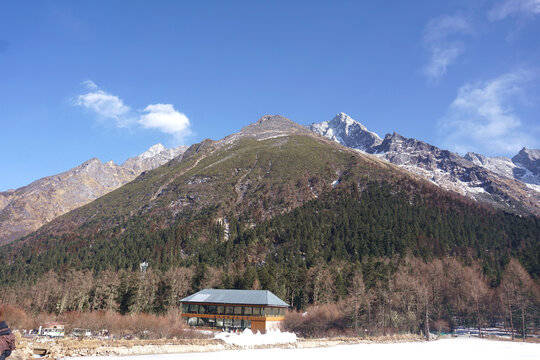 雪山雪景