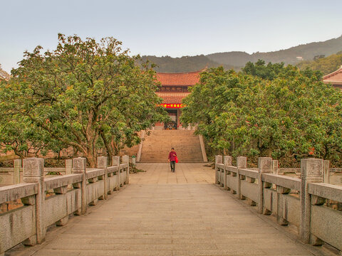 莆田南山广化寺兜率天宫