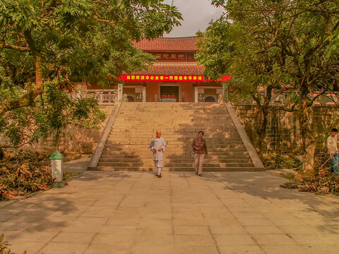 莆田南山广化寺兜率天宫