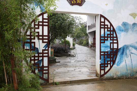 圓門(mén)風(fēng)景