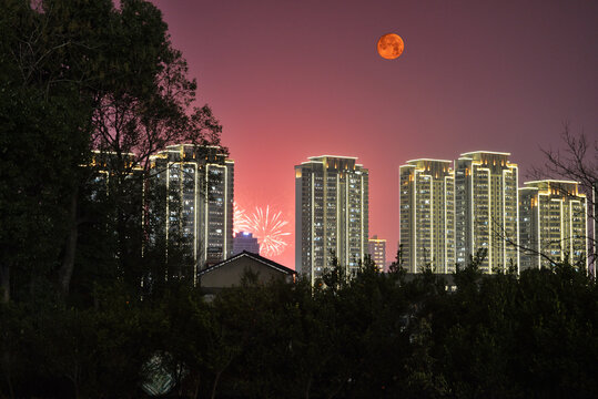 城市月色夜景