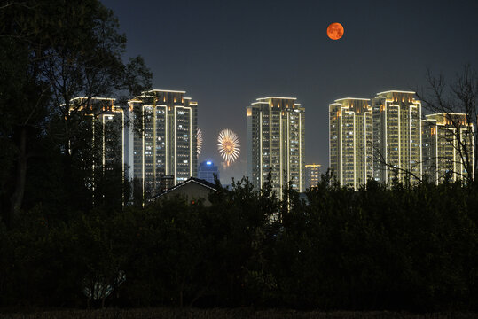 城市月色夜景