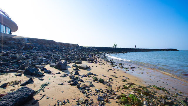 海口西海岸带状海边