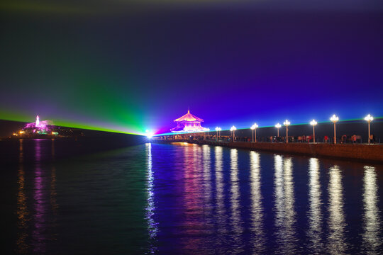 青岛栈桥夜景