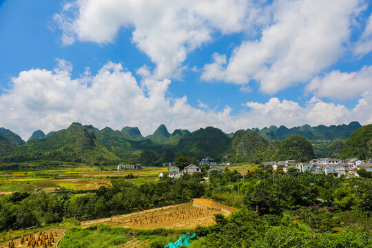 水墨山水