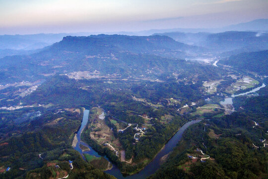 龙沱村