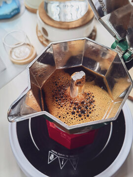 摩卡壶煮咖啡