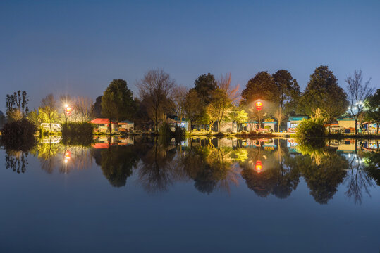 郫都区青杠树村夜景