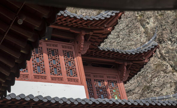 江南悬空寺