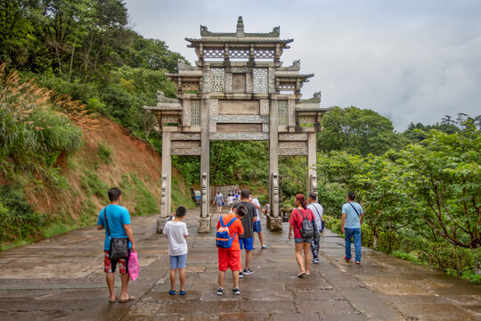 婺源篁岭村天街石牌坊