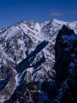 新疆天山雪山