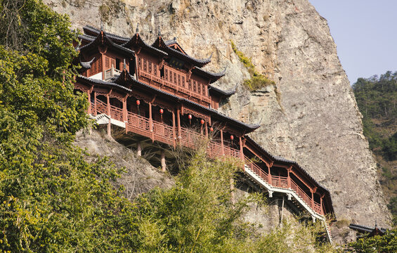 江南悬空寺