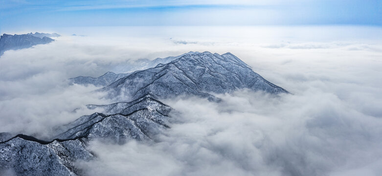 山西运城历山雪后云海飘渺美如