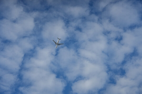 飞机与天空