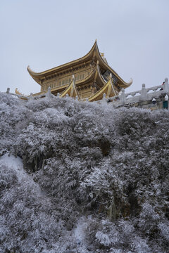 峨眉山