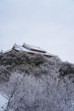 峨眉山