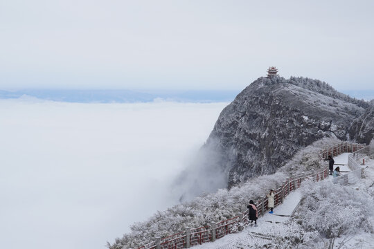 峨眉山