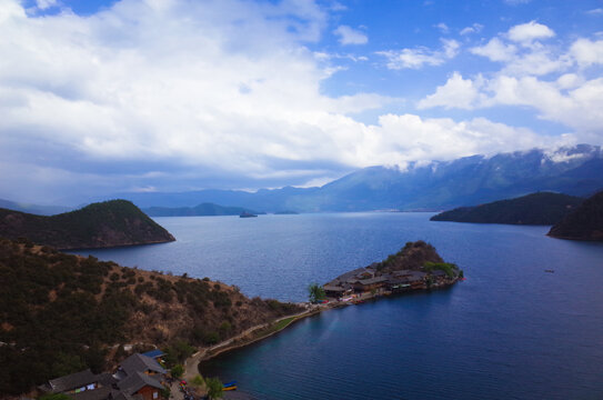 泸沽湖里格岛