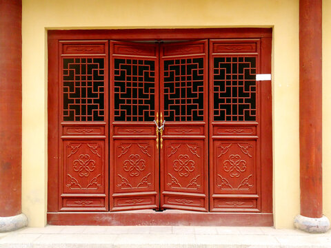 中式红门窗