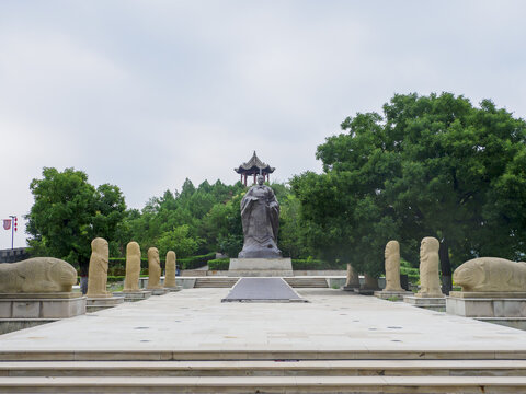 榆林绥德汉疏属山扶苏墓