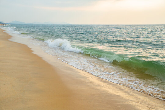 碧绿海浪