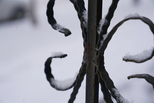 落雪的栅栏