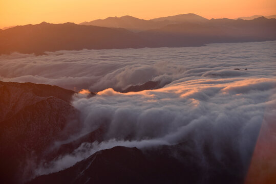 牛背山