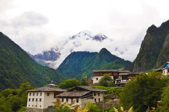 梅里雪山