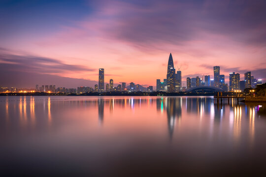 深圳湾后海天际线夜景