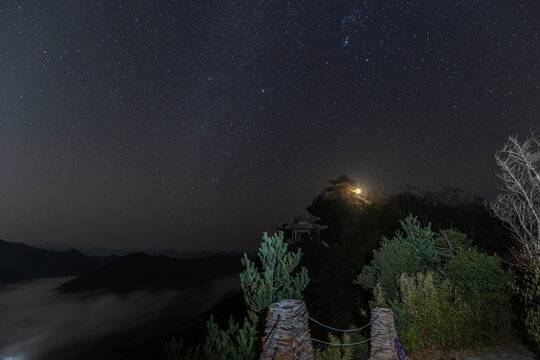 山寺星空