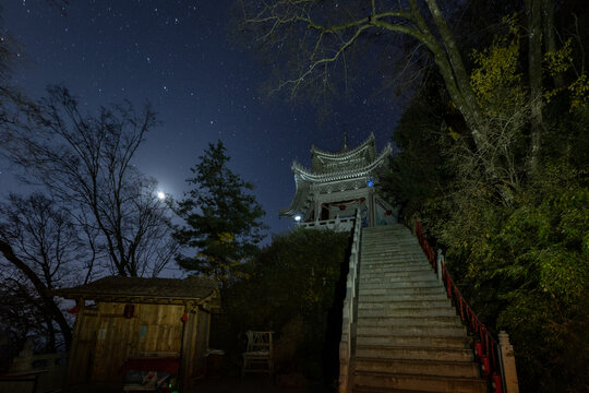 山寺星空