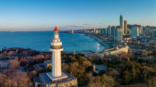 山东烟台滨海城市风光