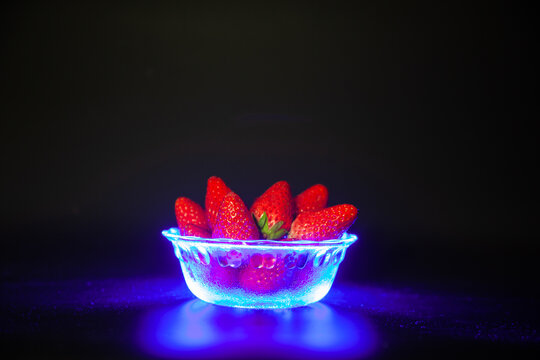 一盆草莓