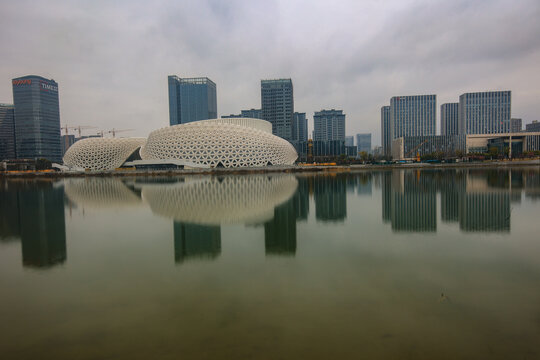 杭州金沙湖大剧院城市风光