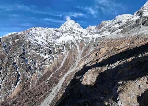 四姑娘山