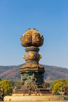 无锡灵山胜境九龙灌浴风景区