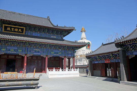 沈阳东塔和寺院建筑