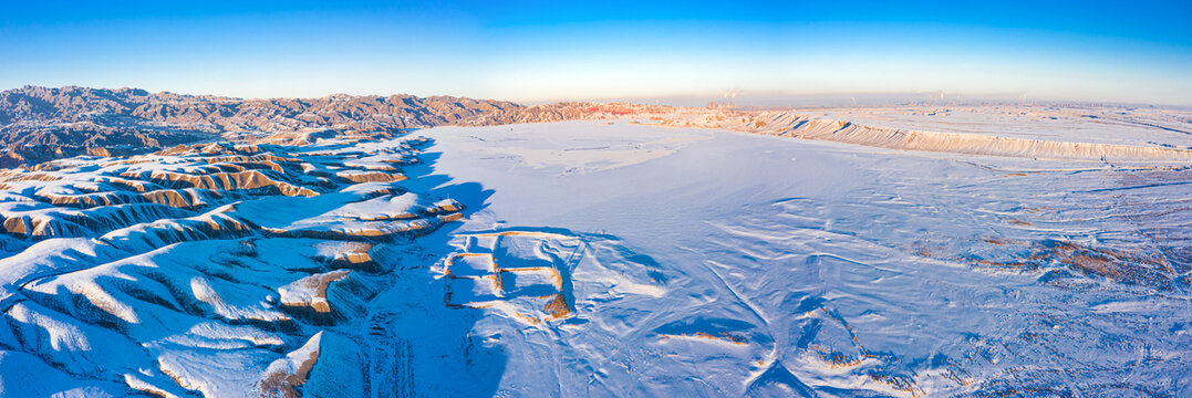 嘉峪关黑山湖雪景