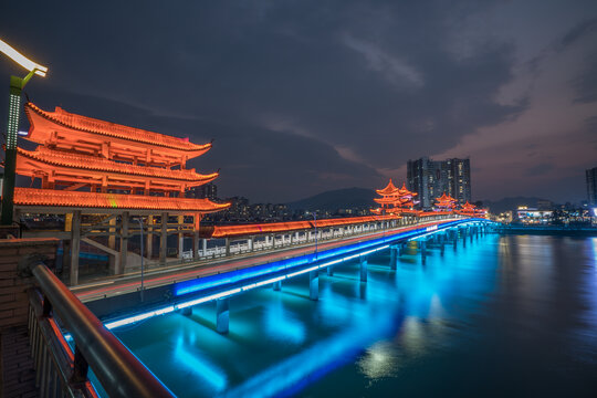 四会市夜景